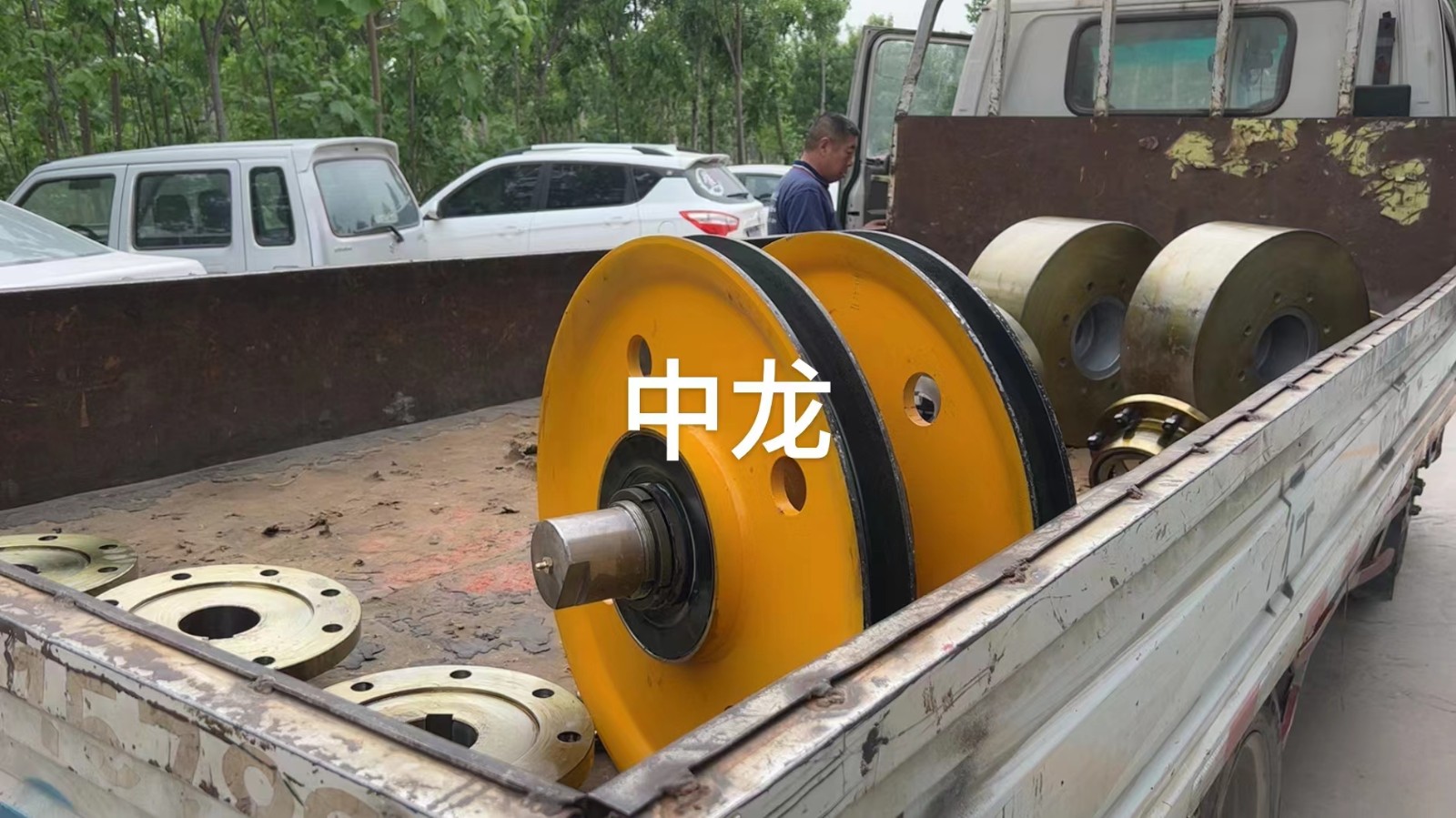 河南中龙走货