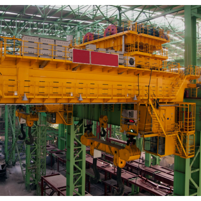 山东亚泰重型机械专业生产冶金起重机