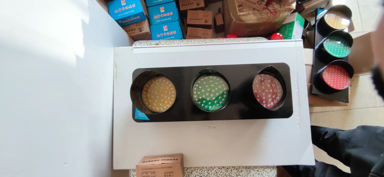 上海铮潼热卖产品展示LED指示灯